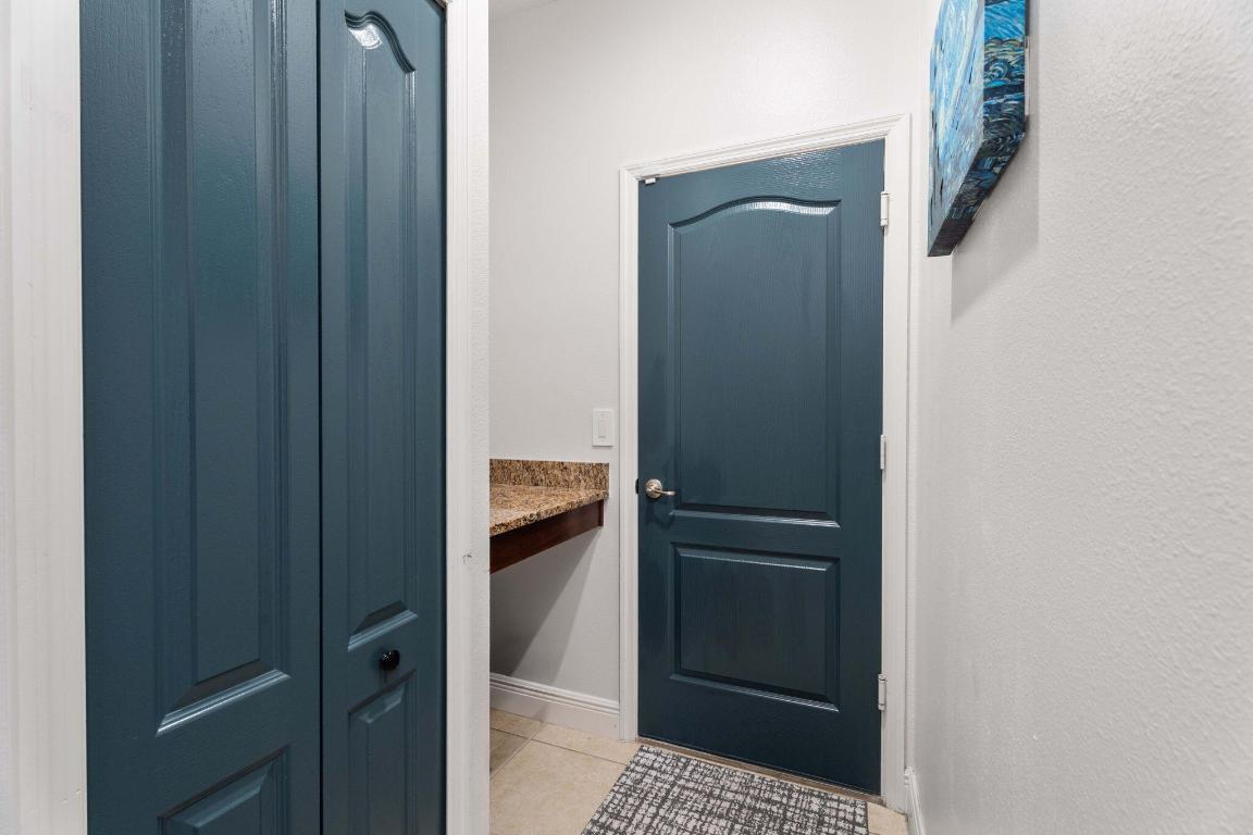 3271 SW Regatta Street