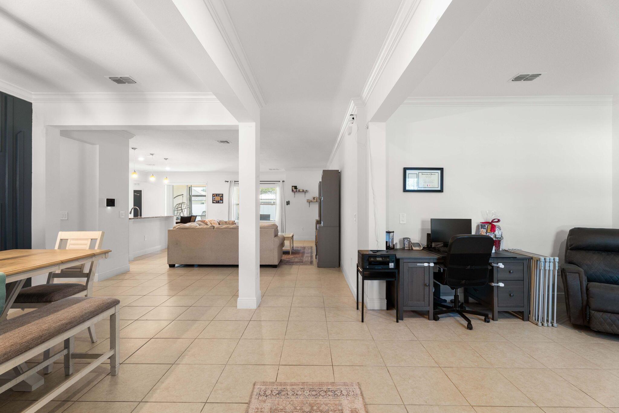 3271 SW Regatta Street