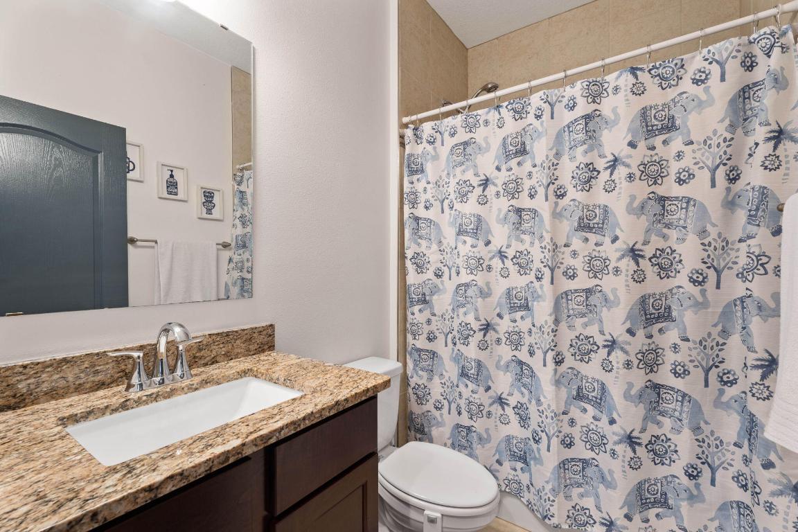 3271 SW Regatta Street