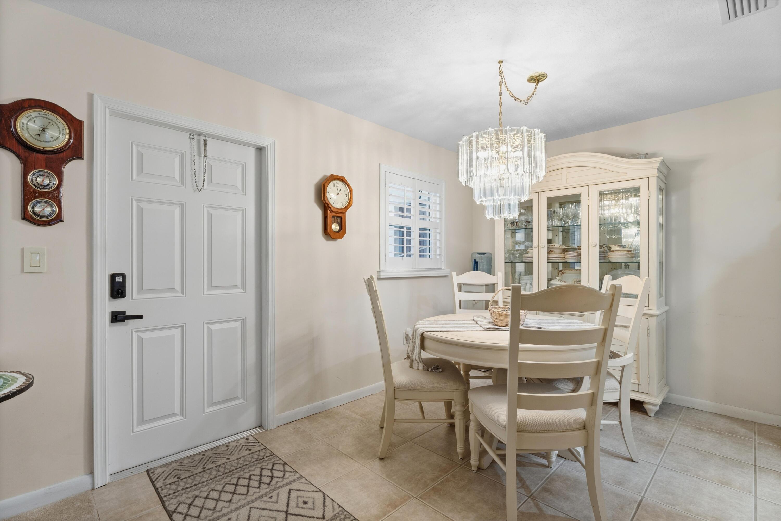 2600 S Kanner Highway F8