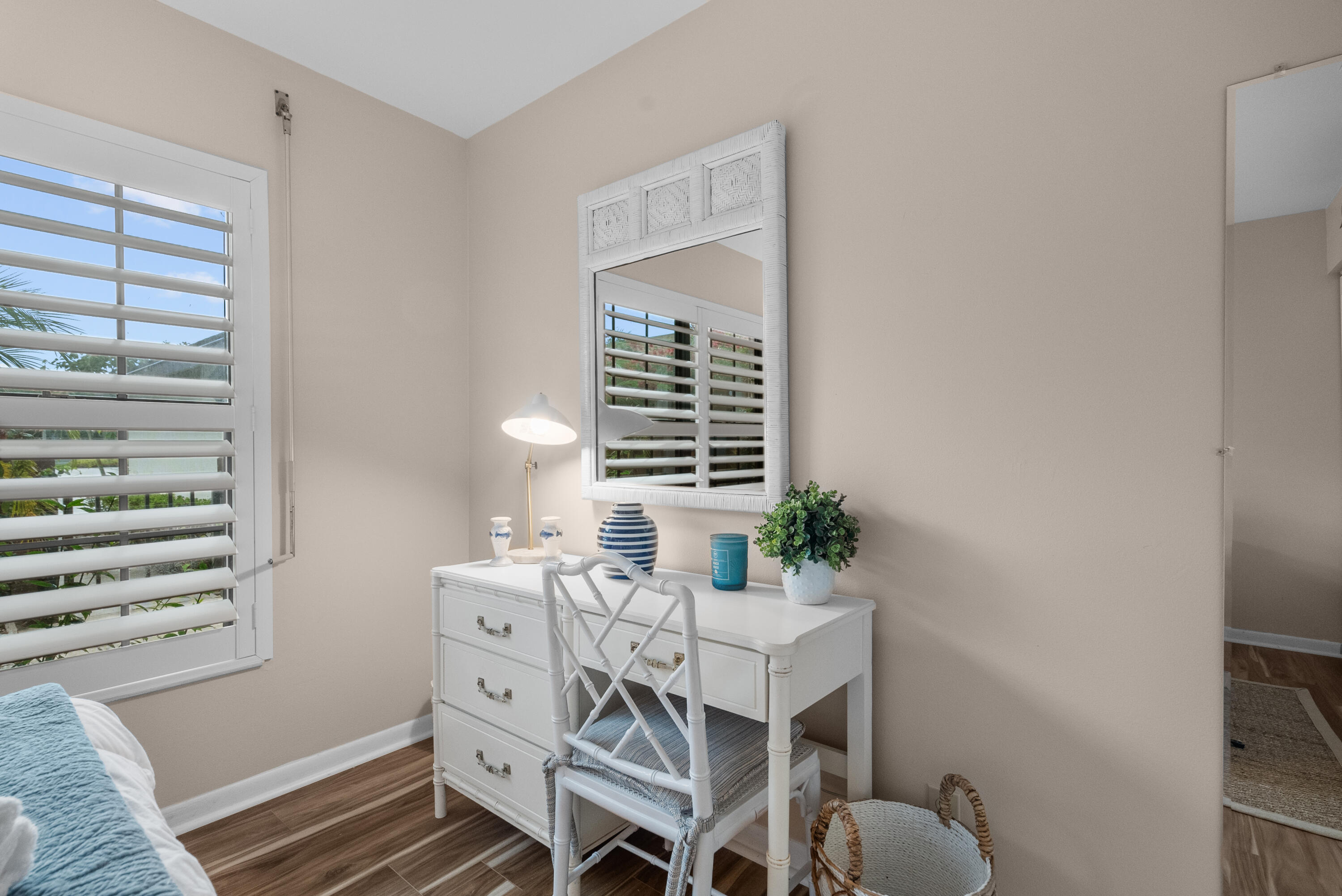 1544 SW Silver Pine Way 104f