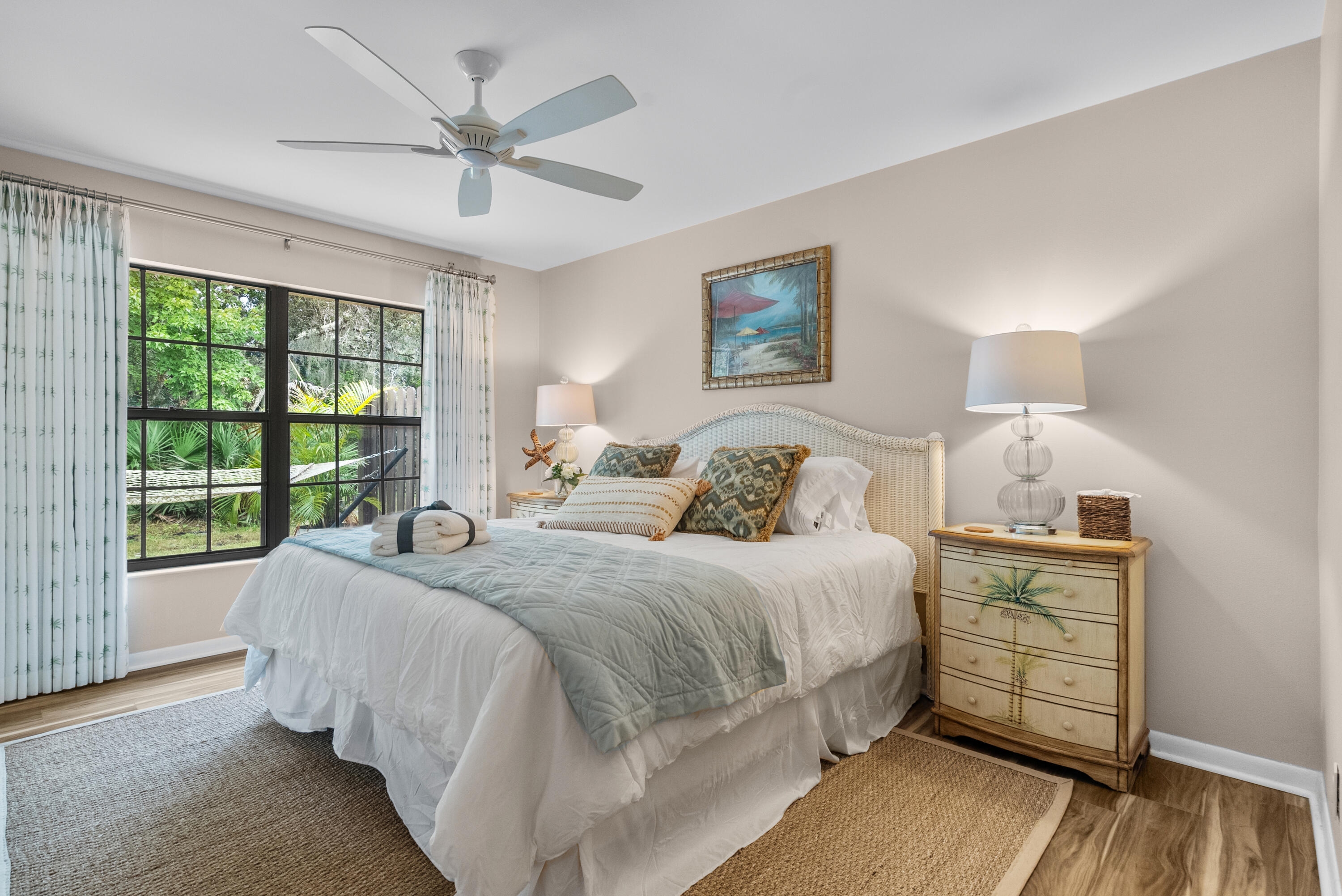 1544 SW Silver Pine Way 104f