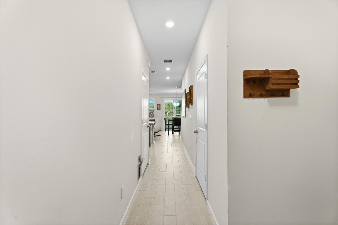 3931 SE Mentmore Lane