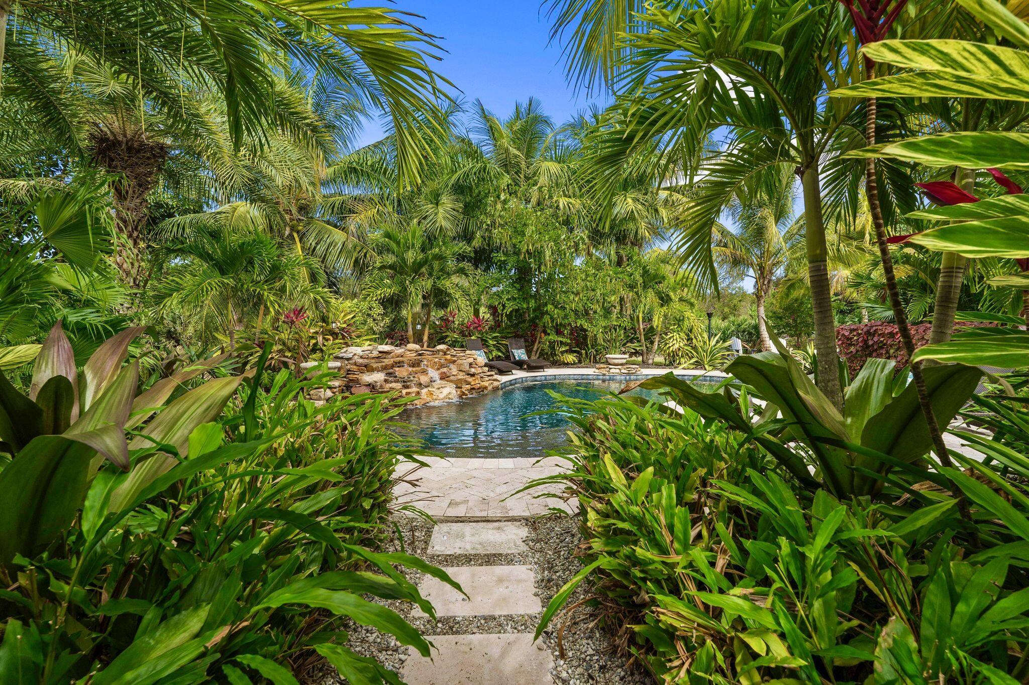 4330 SW Thistle Terrace