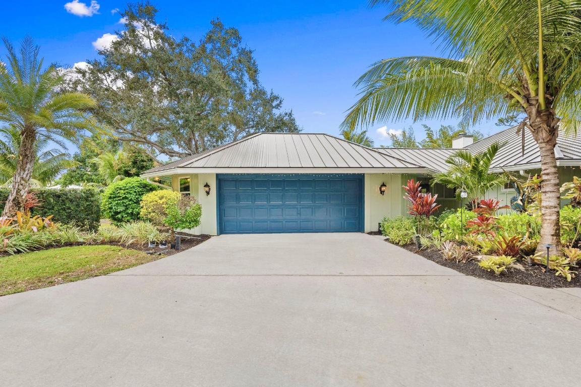 4330 SW Thistle Terrace