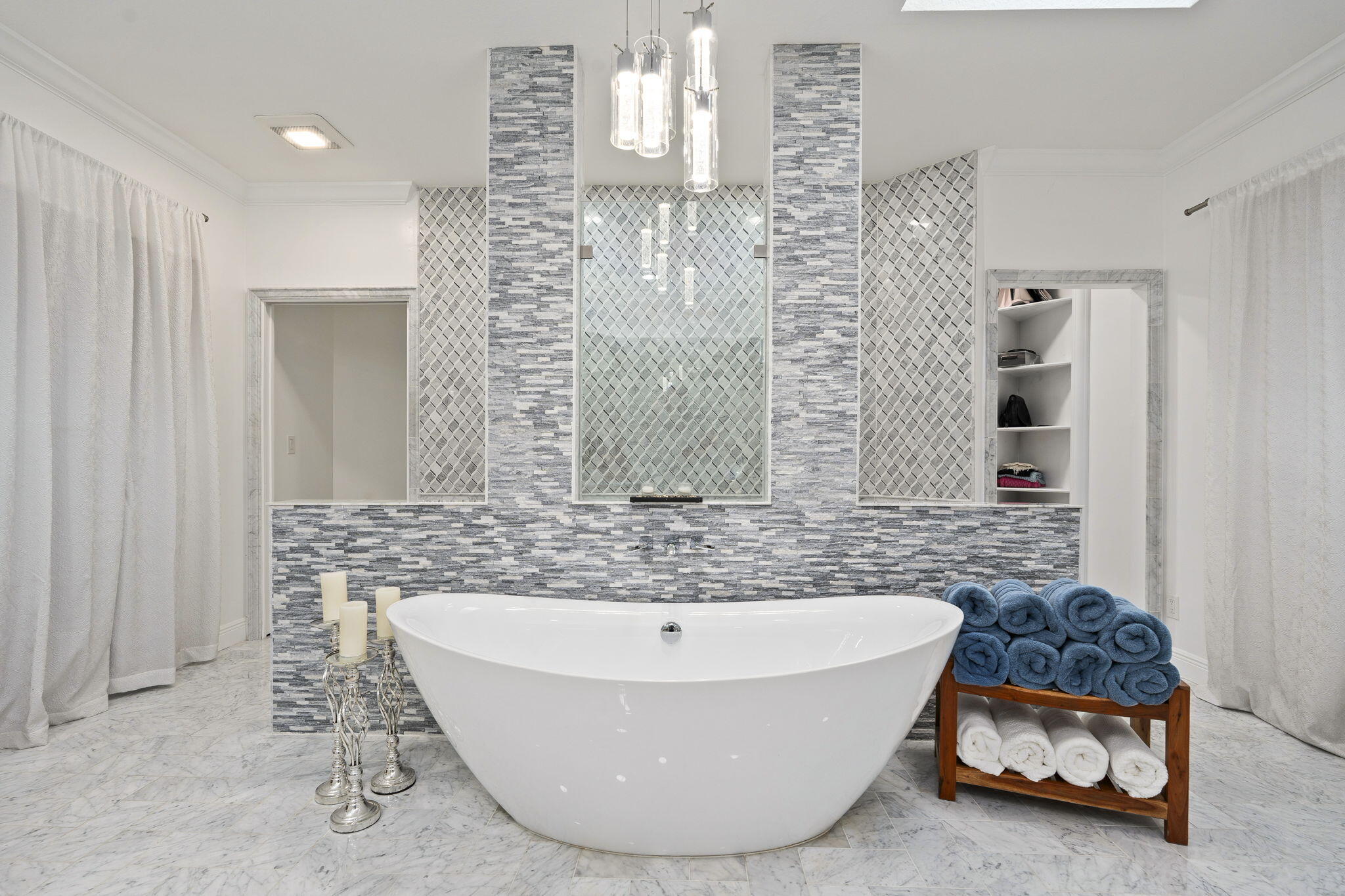 4330 SW Thistle Terrace