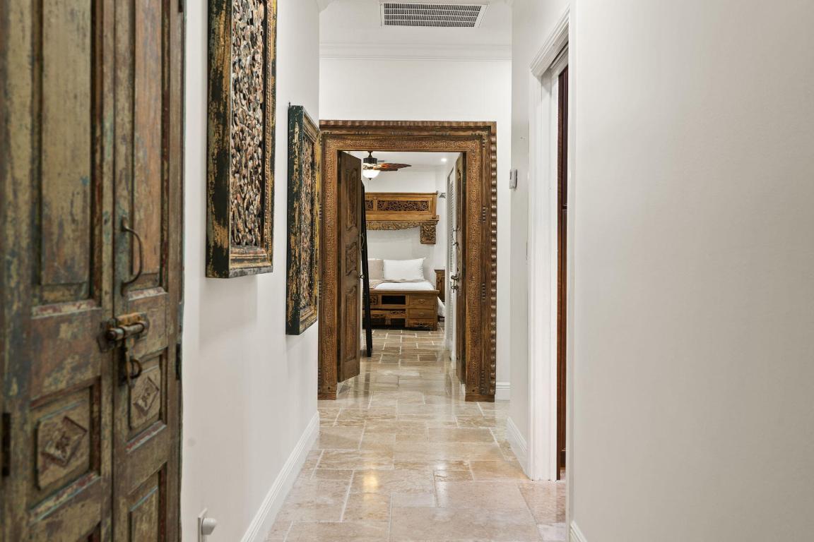 4330 SW Thistle Terrace