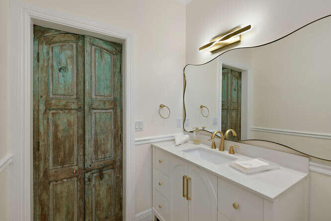 4330 SW Thistle Terrace