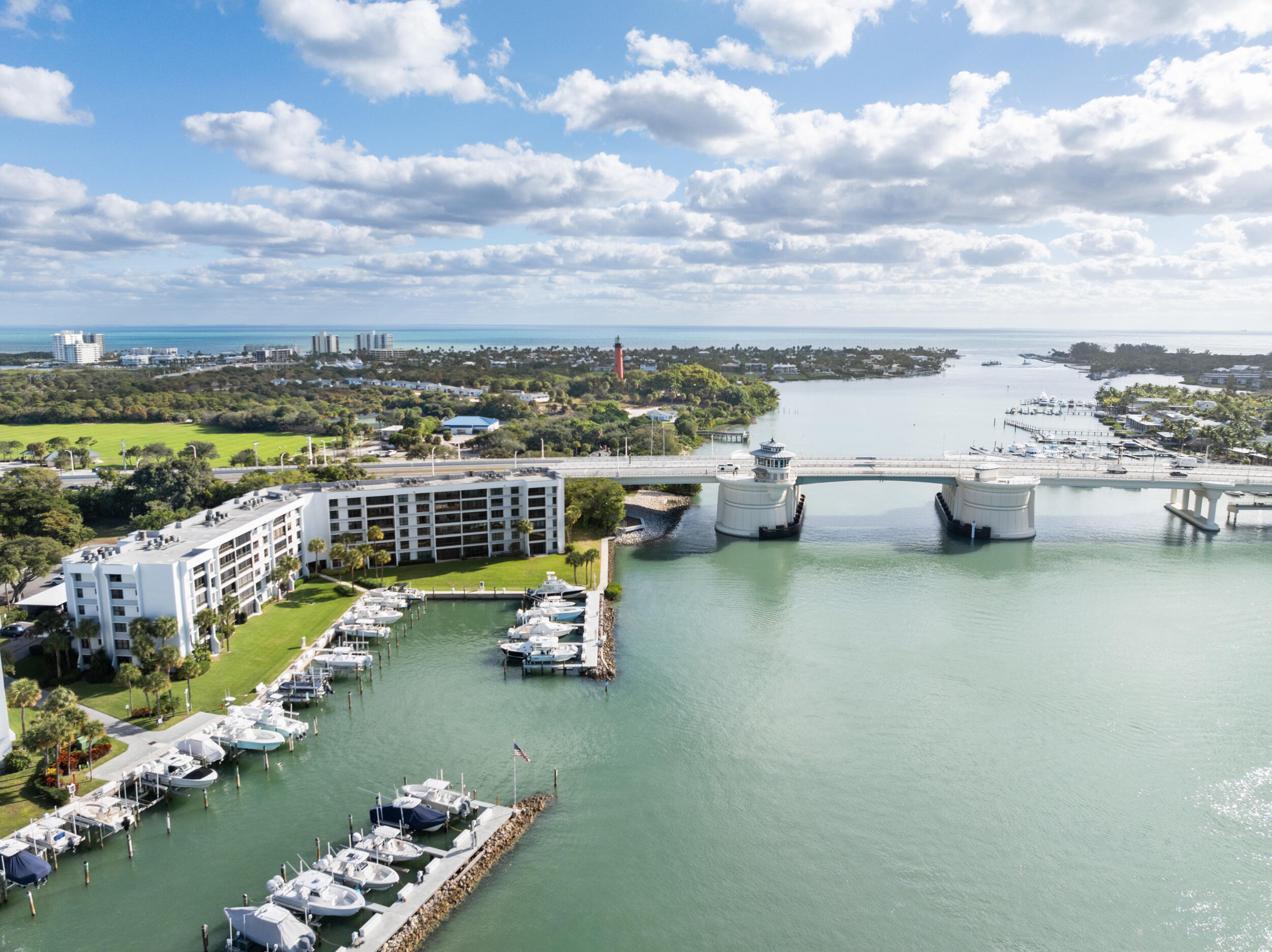 1748 Jupiter Cove Drive Unit: 519a