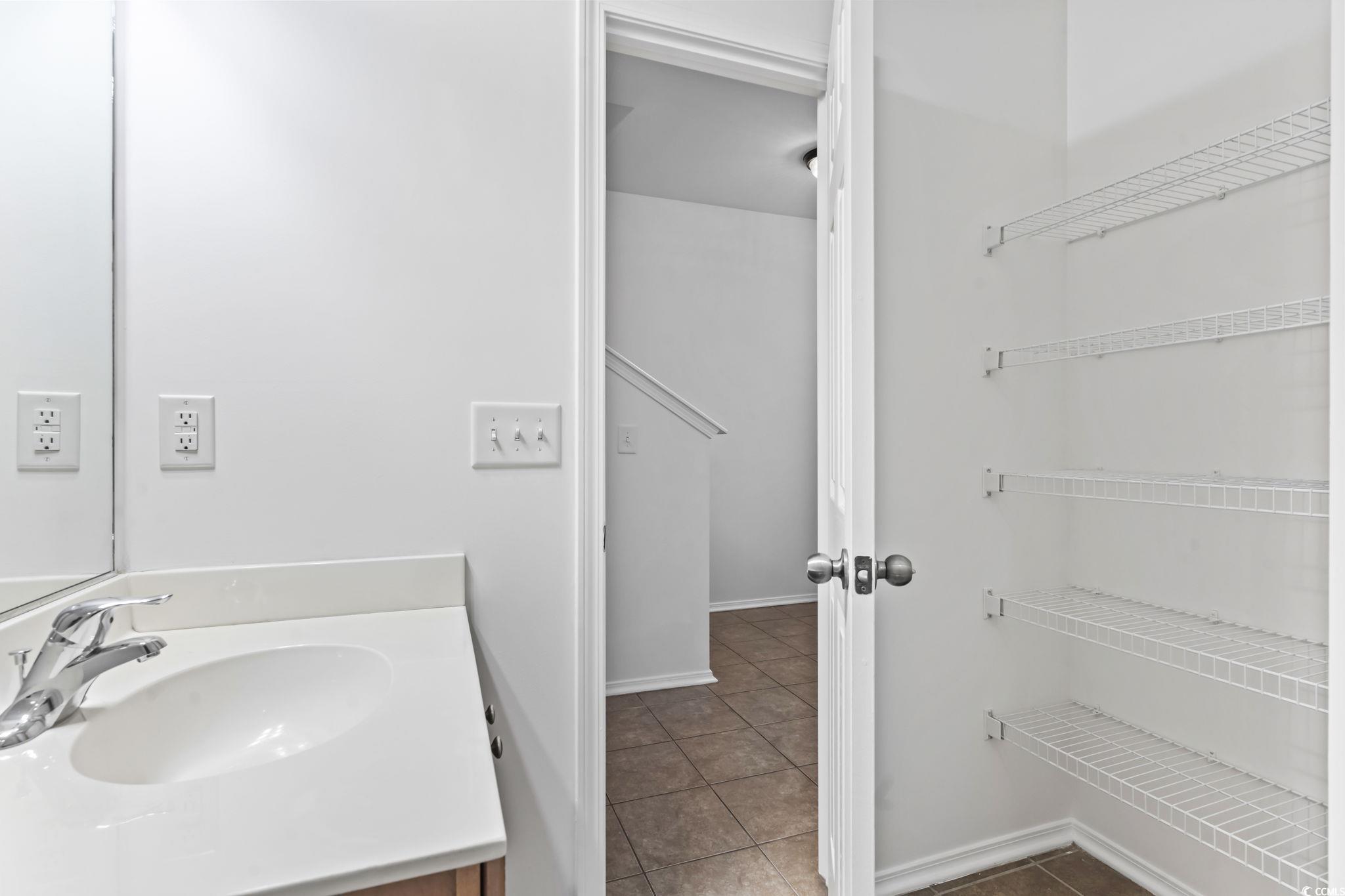 166 Olde Towne Way Unit: 3