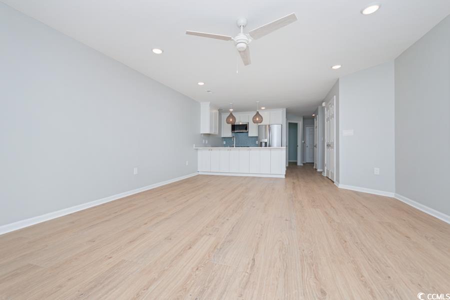 651 Woodmoor Dr. Unit: 202