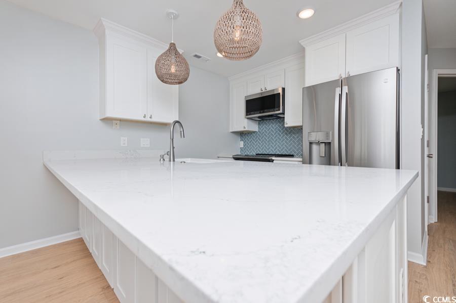 651 Woodmoor Dr. Unit: 202