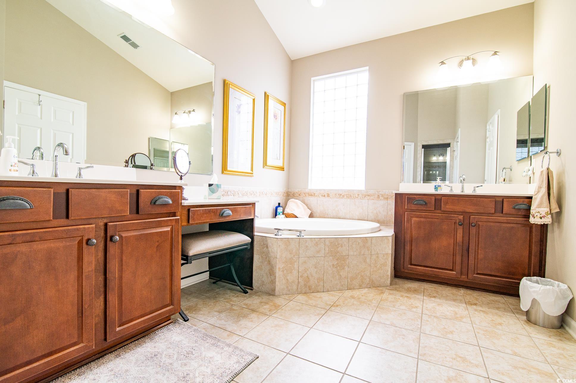 549 Grand Cypress Way