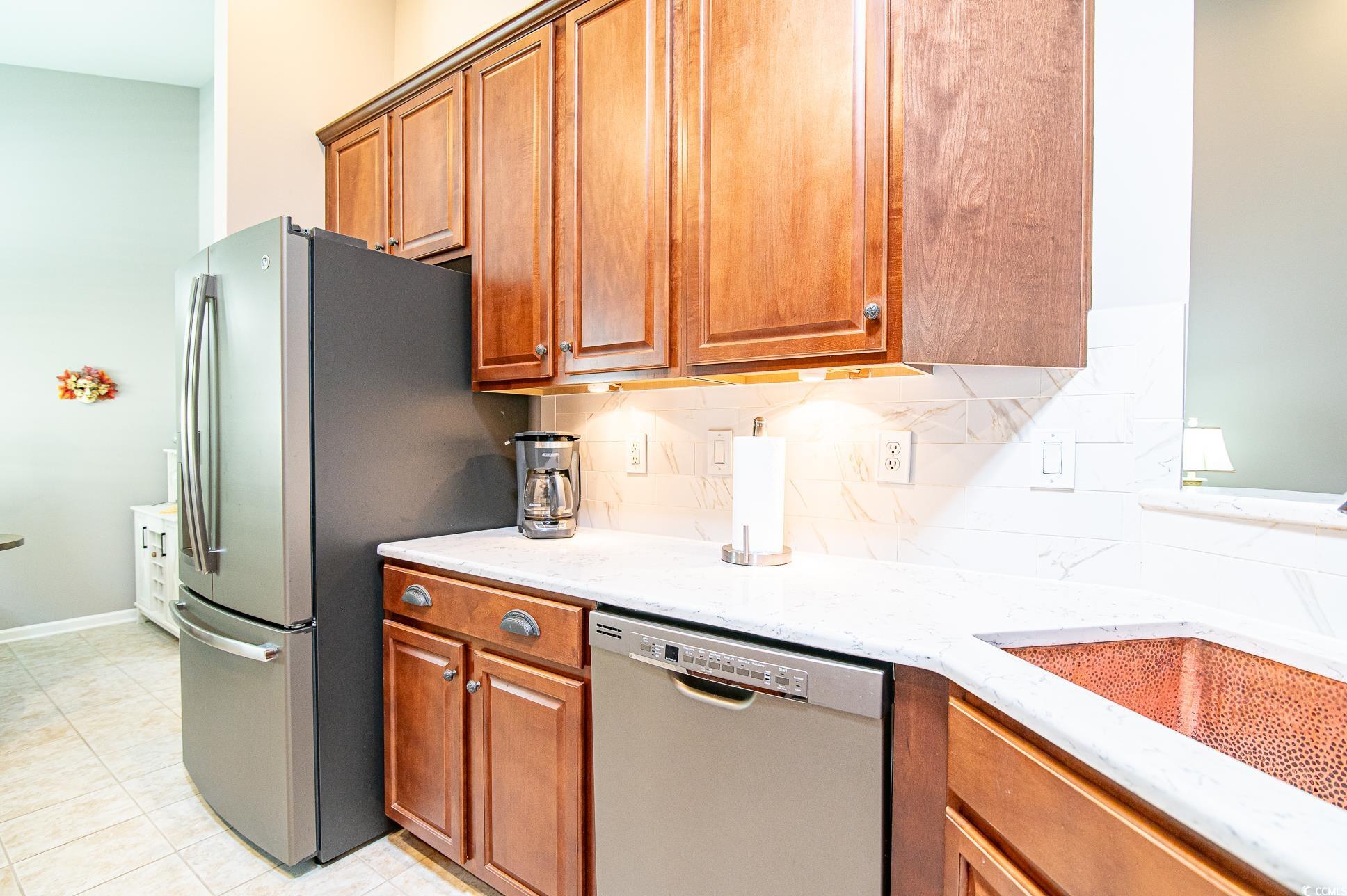 549 Grand Cypress Way