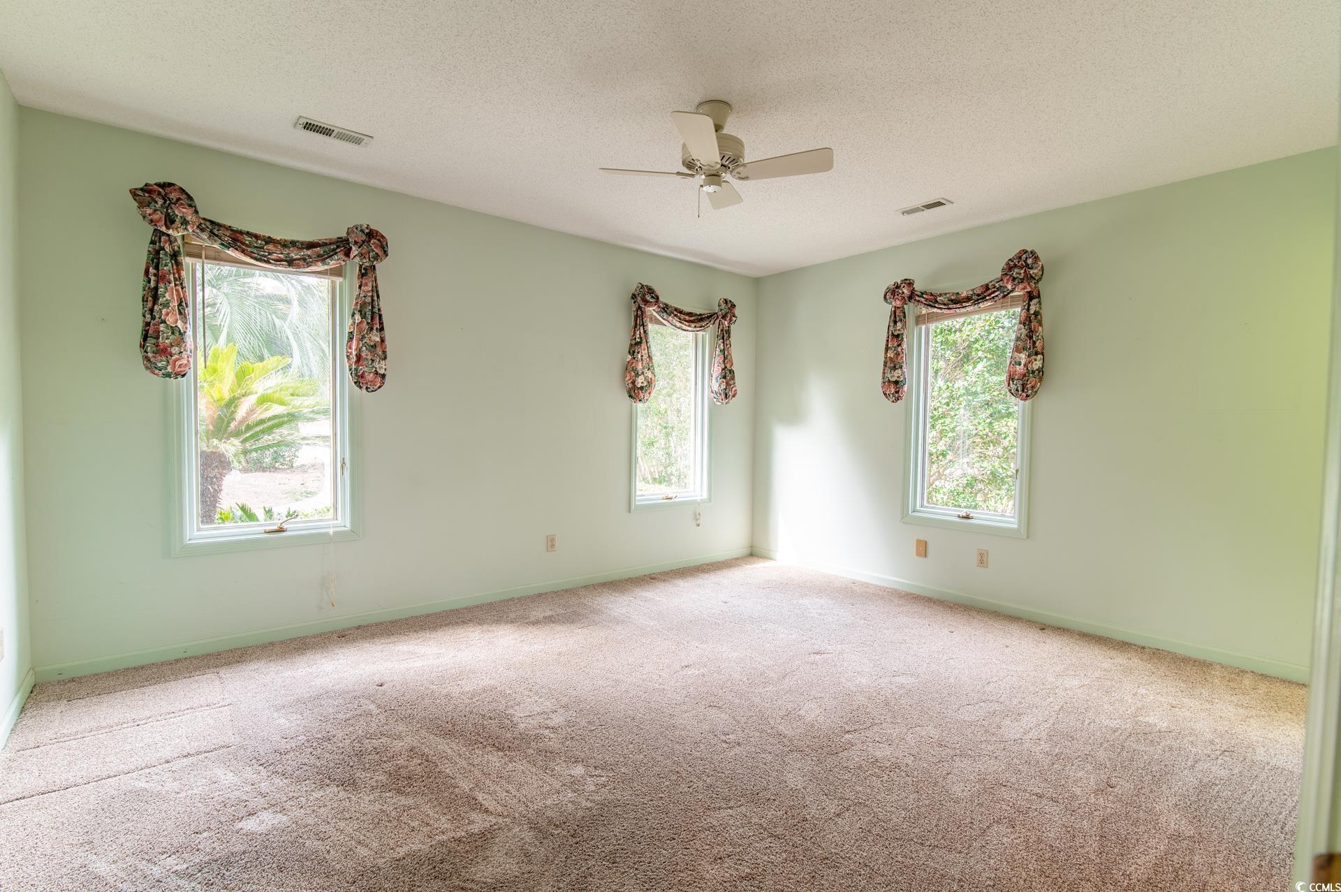 438 Aspen Loop