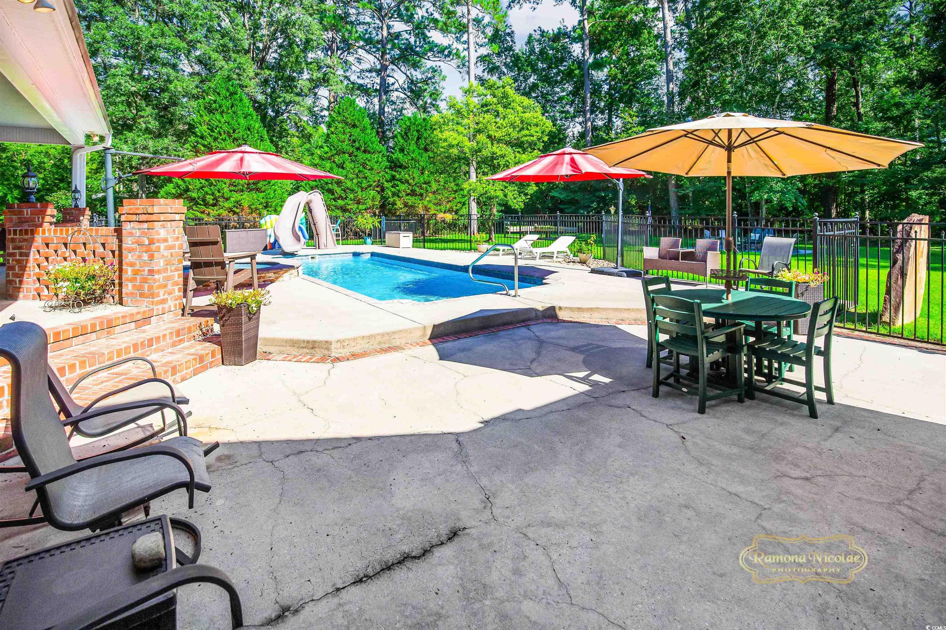 624 Plantation Circle