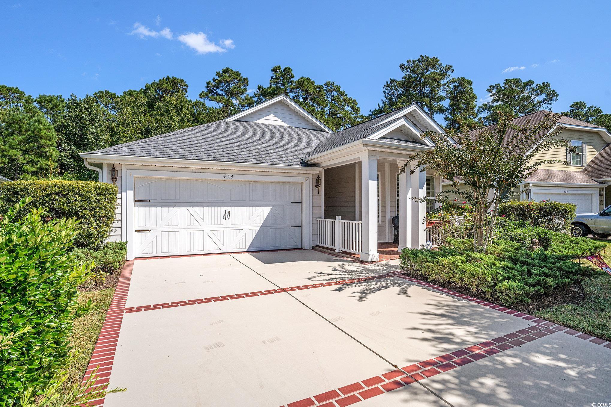454 Grand Cypress Way