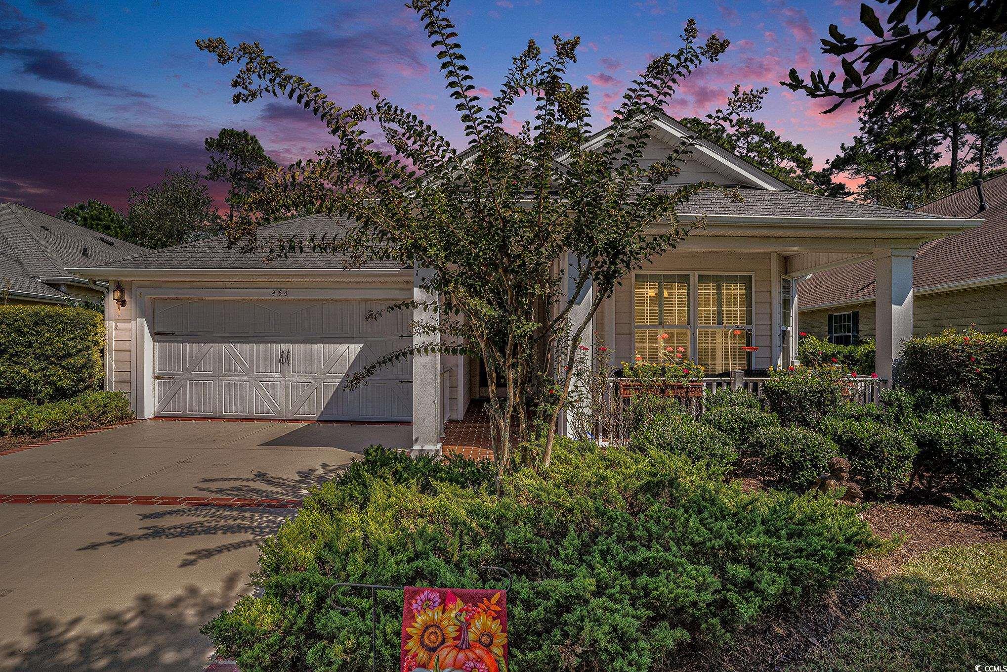 454 Grand Cypress Way