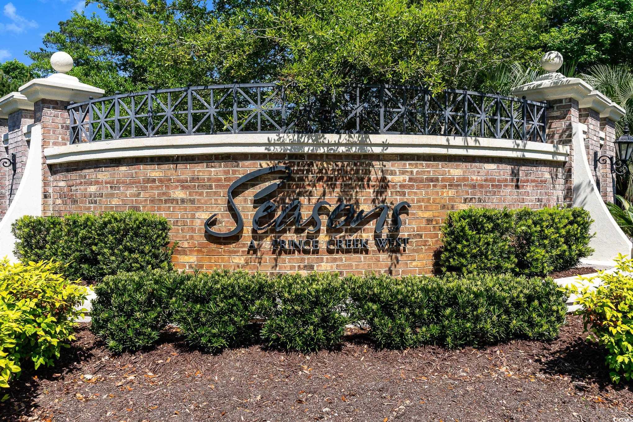 454 Grand Cypress Way