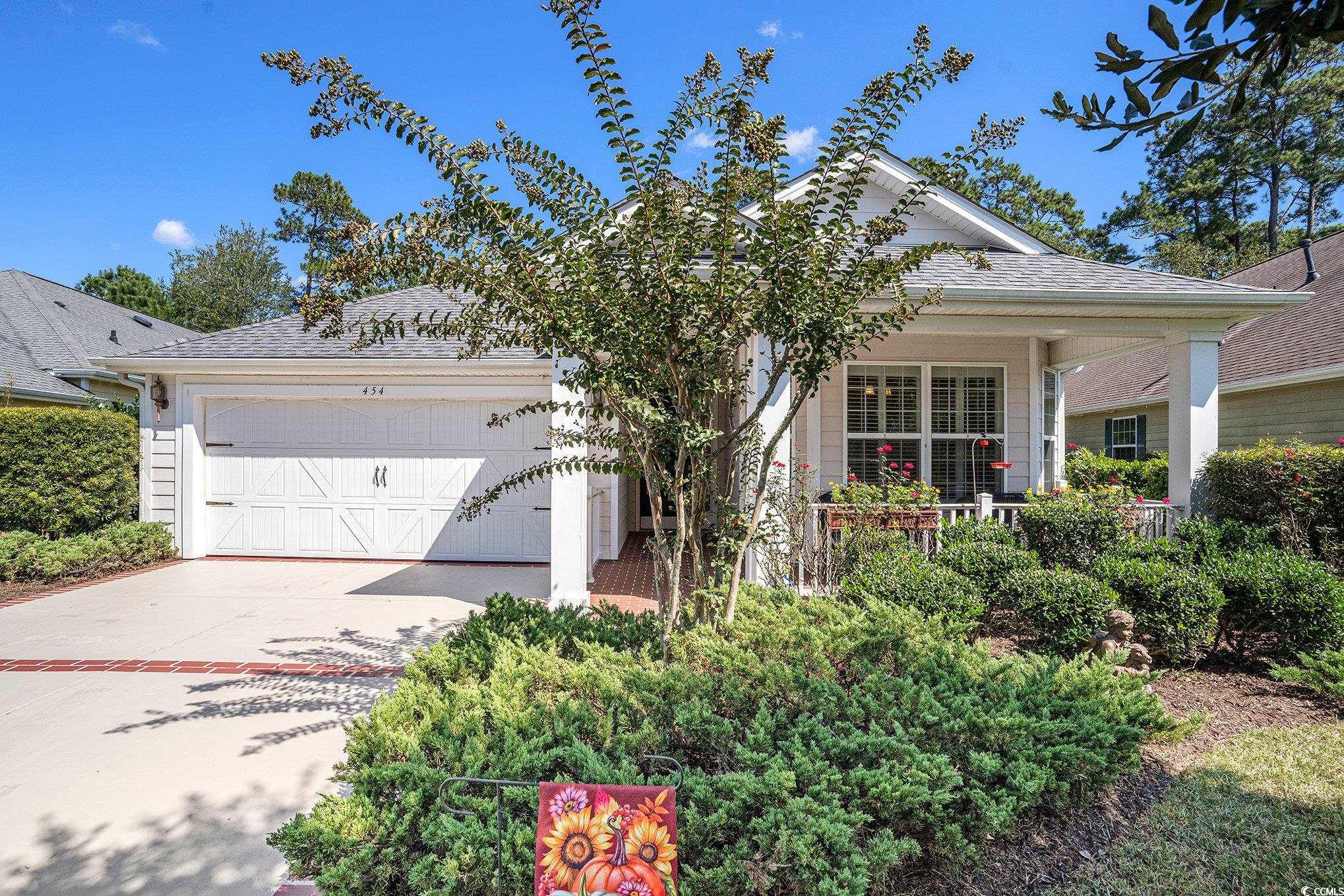 454 Grand Cypress Way