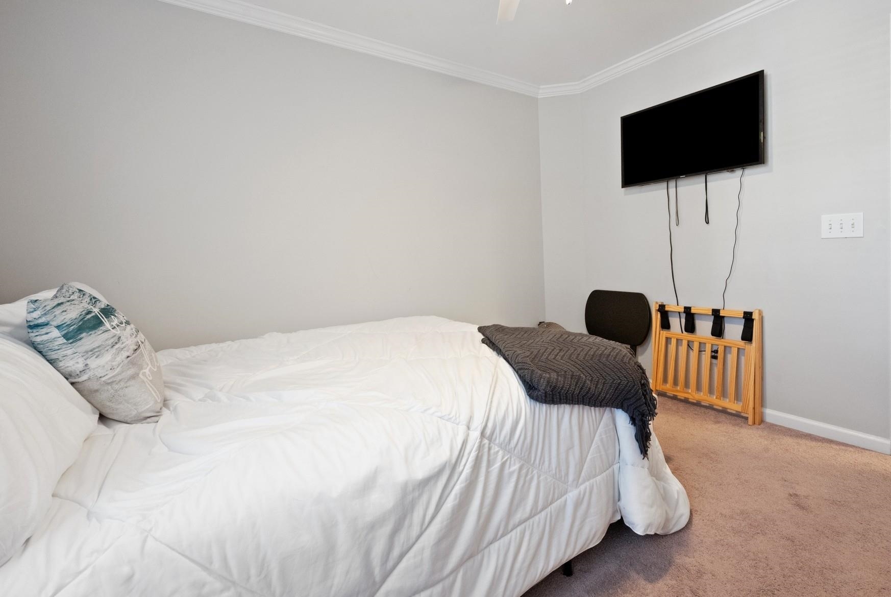 4665 Fringetree Dr. Unit: 5E