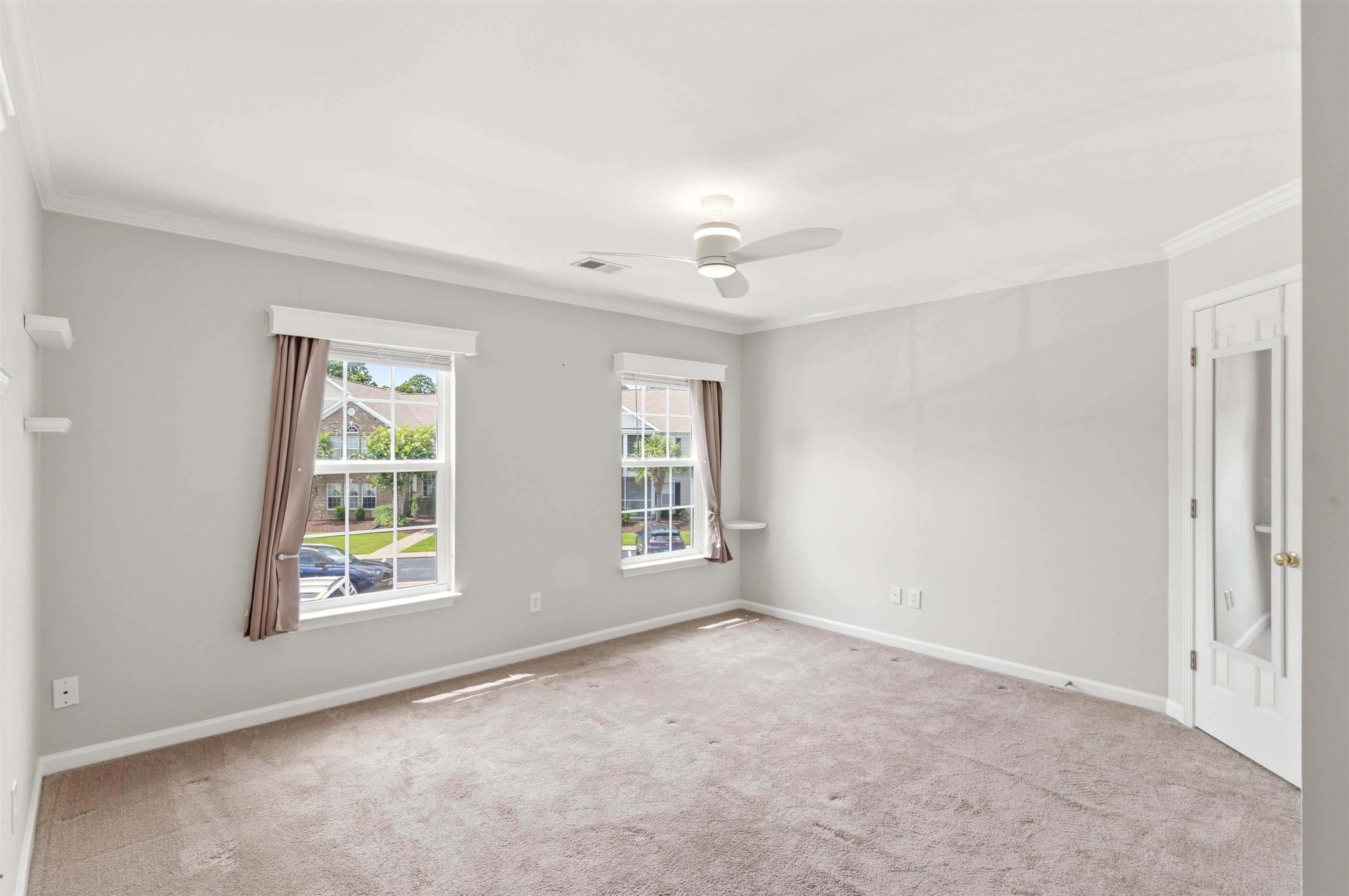 4665 Fringetree Dr. Unit: 5E