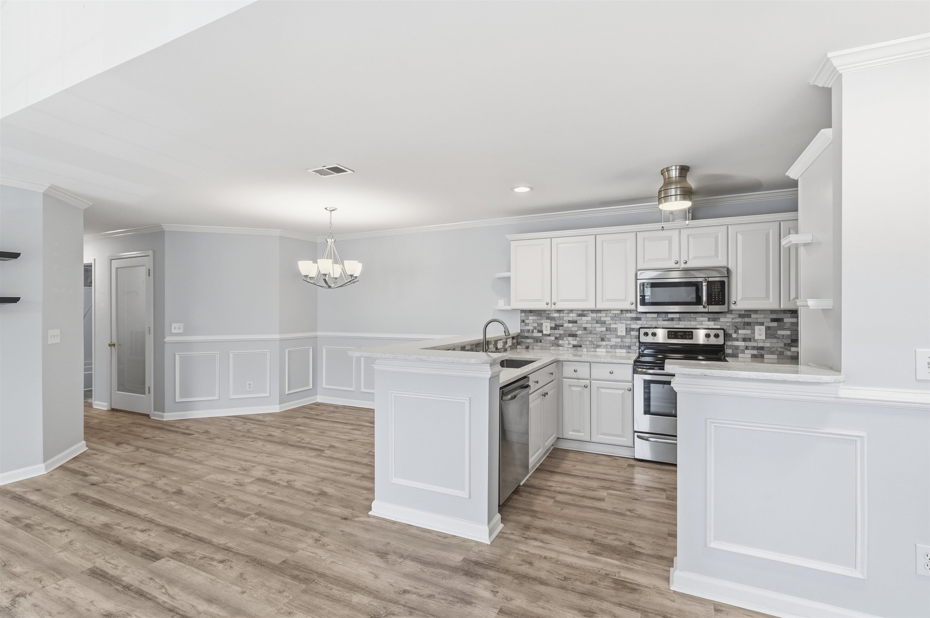 4665 Fringetree Dr. Unit: 5E