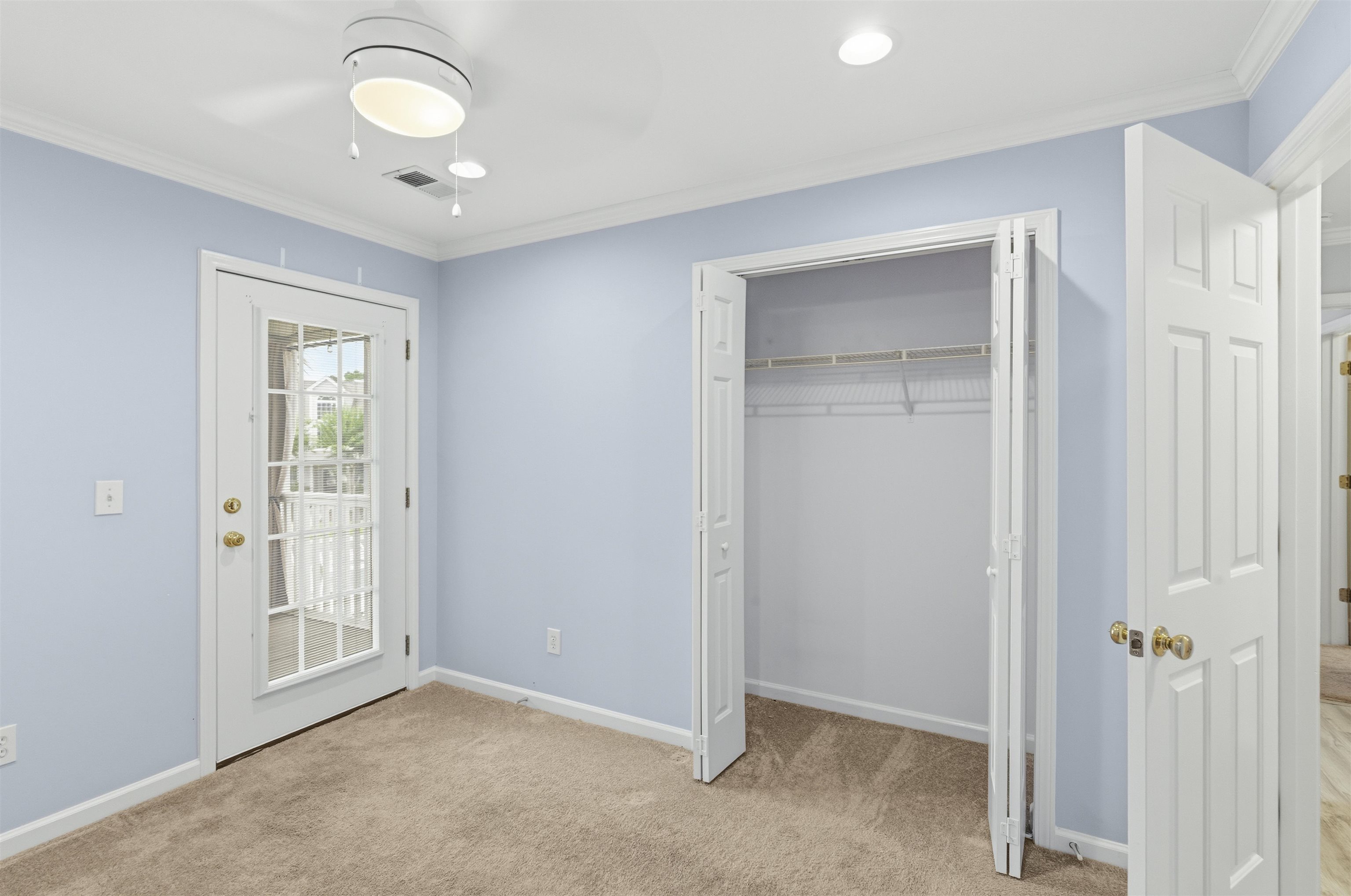 4665 Fringetree Dr. Unit: 5E