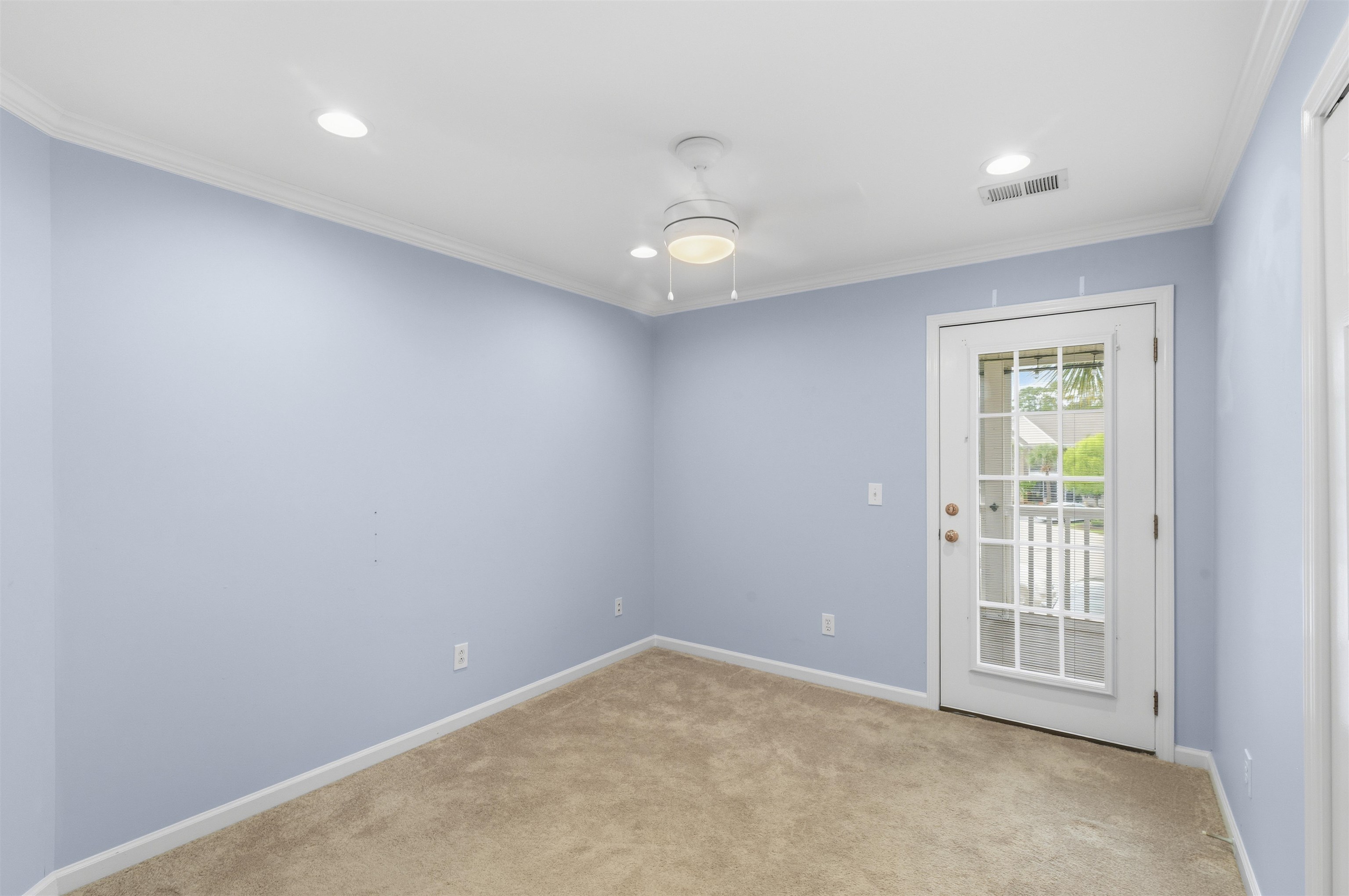 4665 Fringetree Dr. Unit: 5E