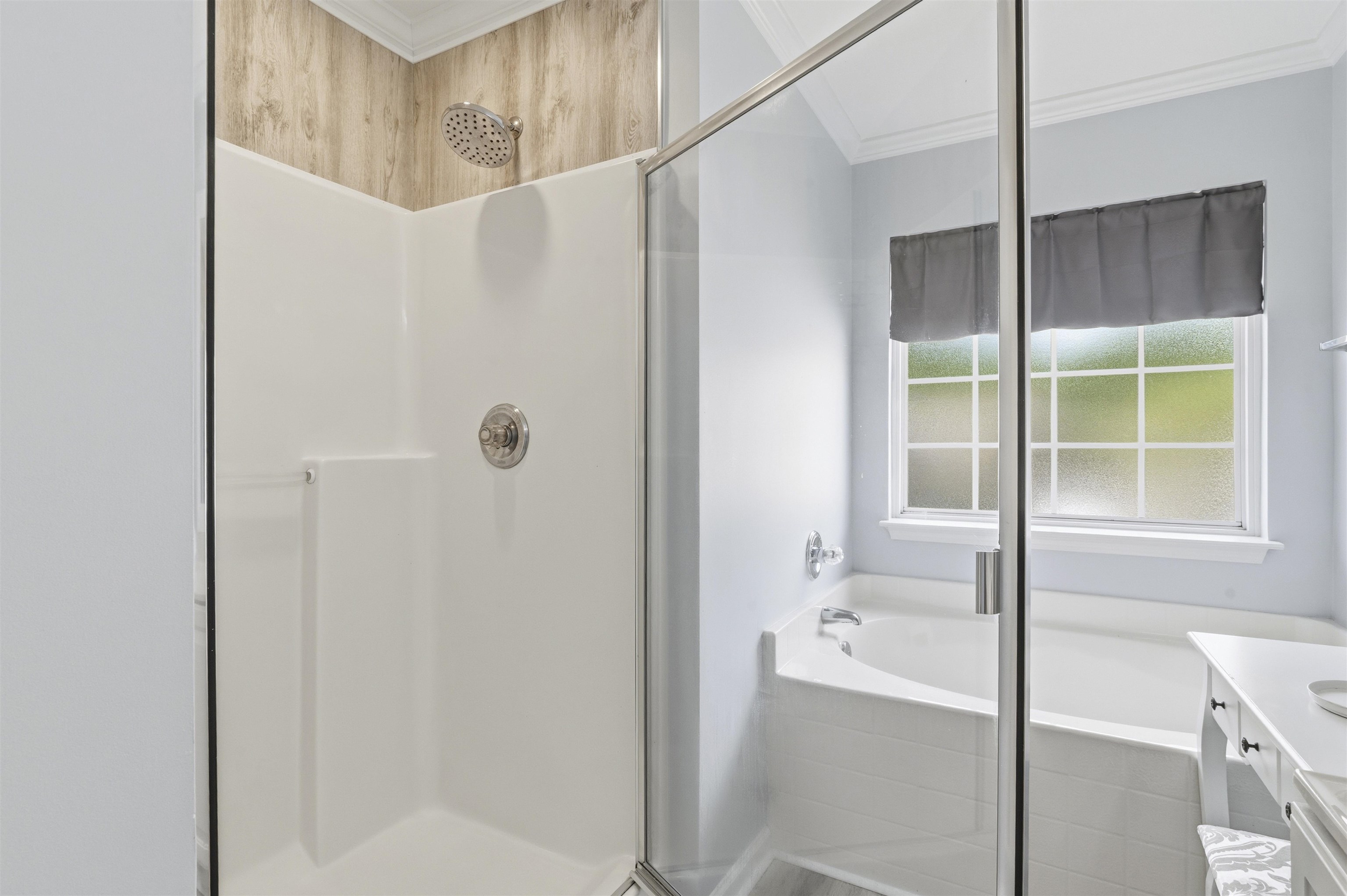 4665 Fringetree Dr. Unit: 5E