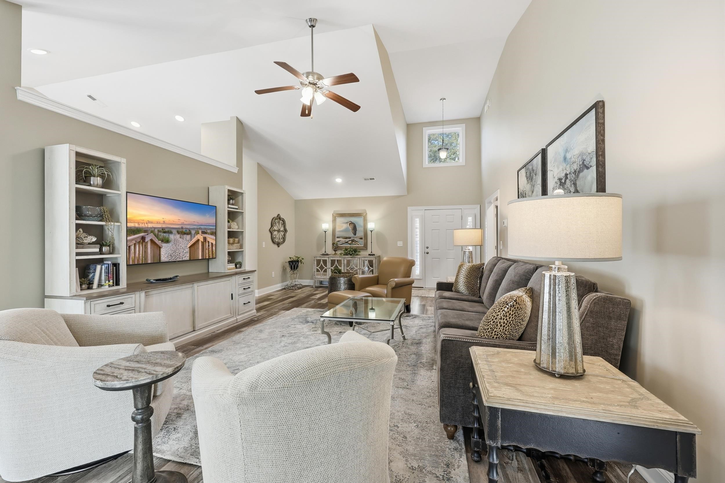 4576 Sandy Ln.