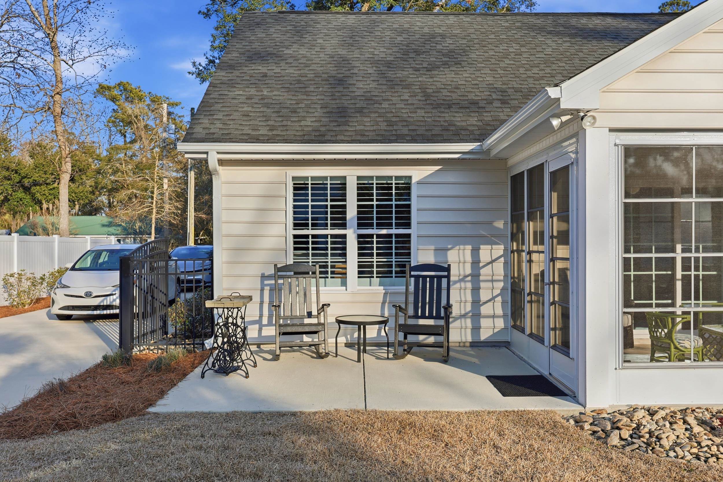 4576 Sandy Ln.