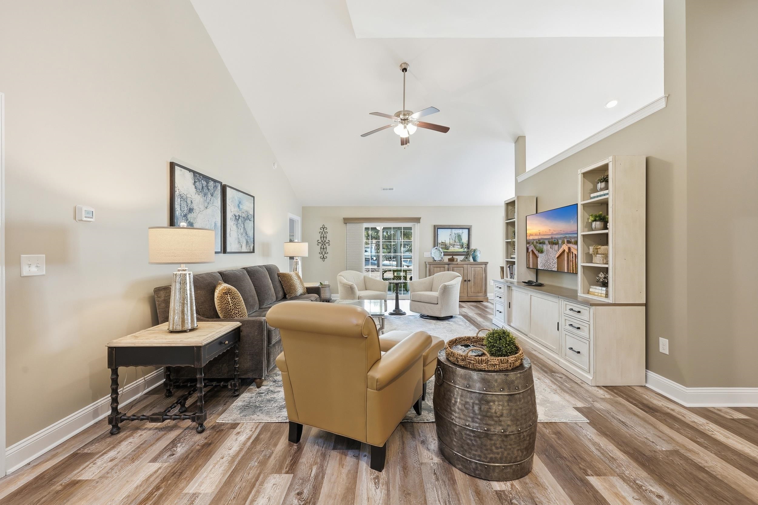 4576 Sandy Ln.