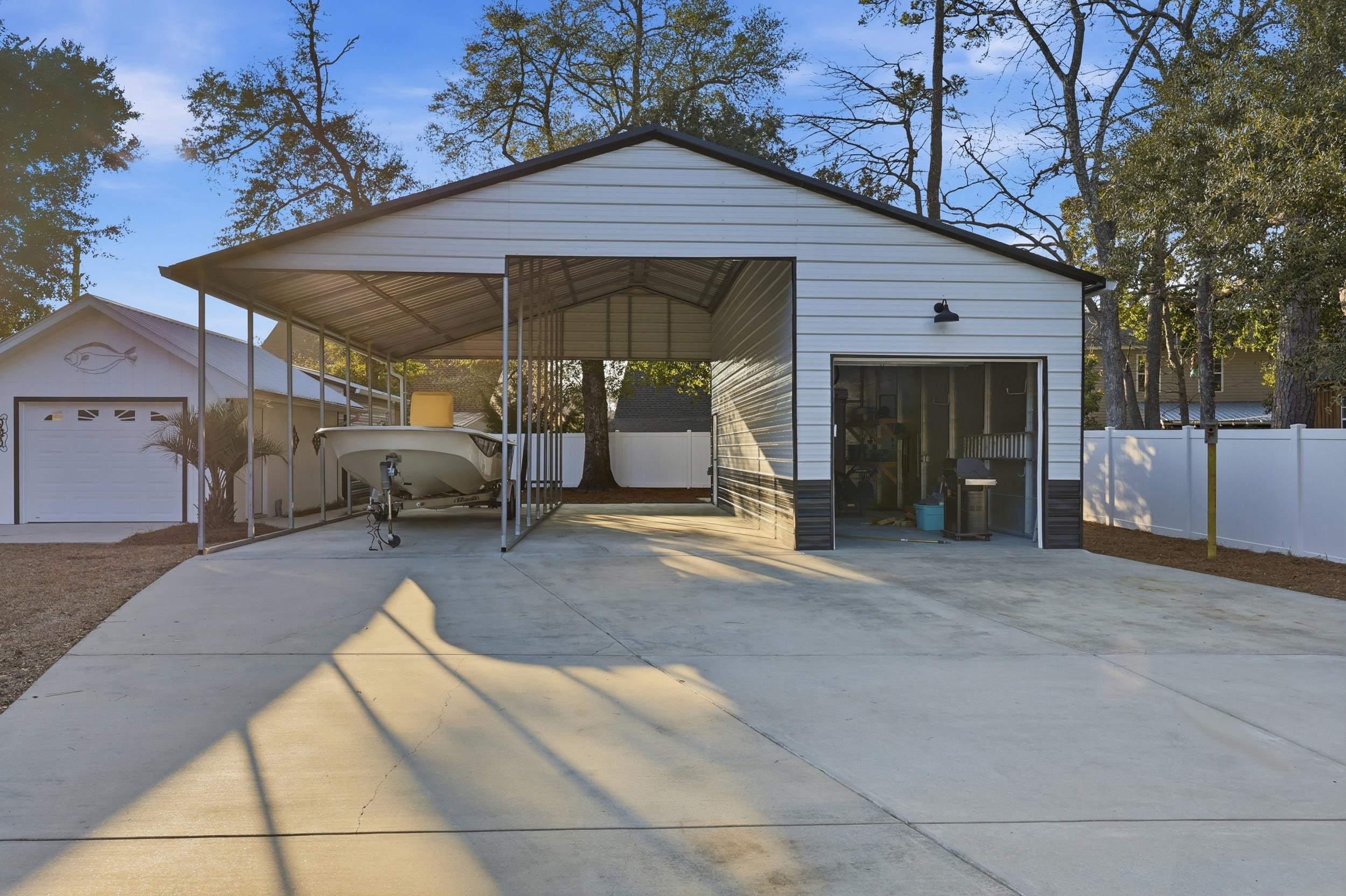 4576 Sandy Ln.