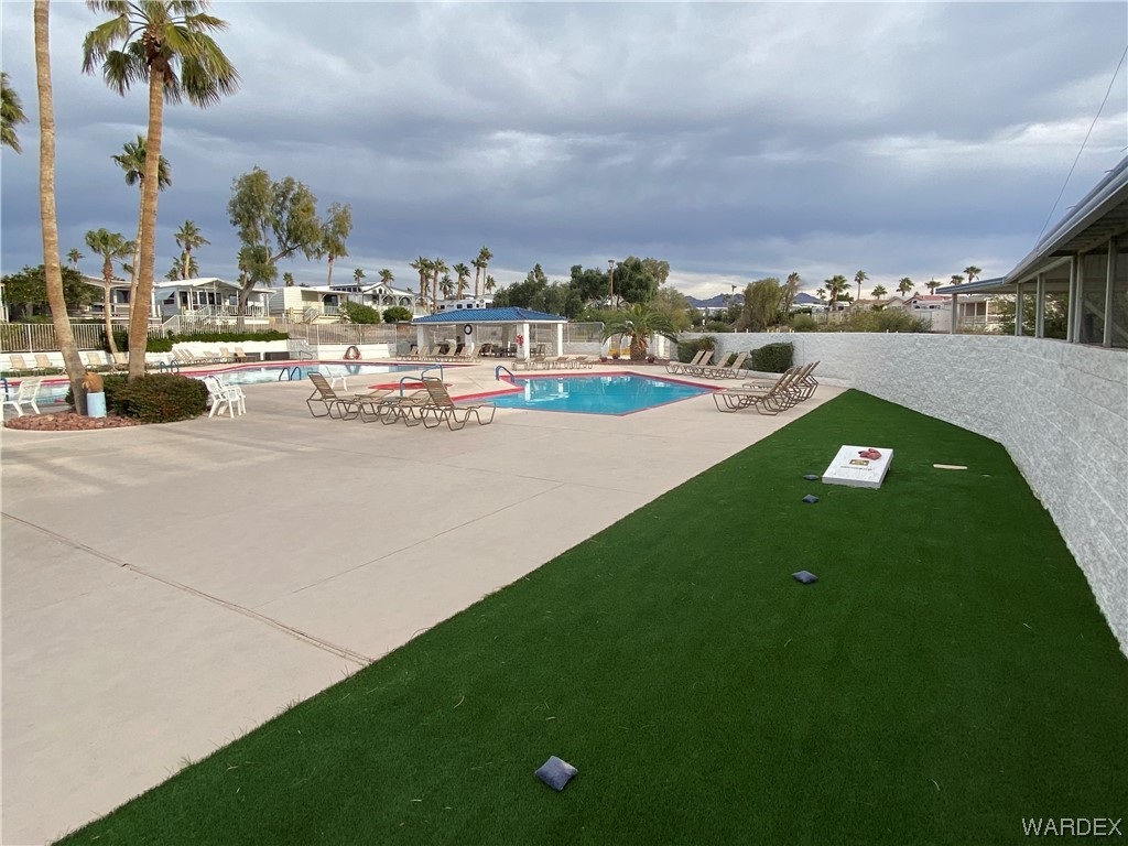 2000 Ramar Road 180