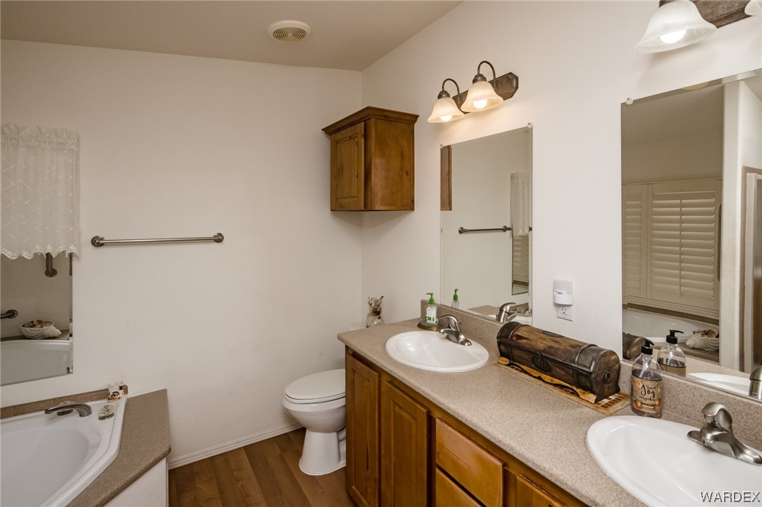 2272 Santa Rosa
