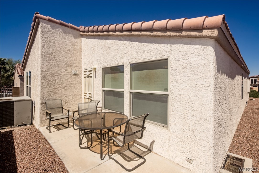 2272 Santa Rosa