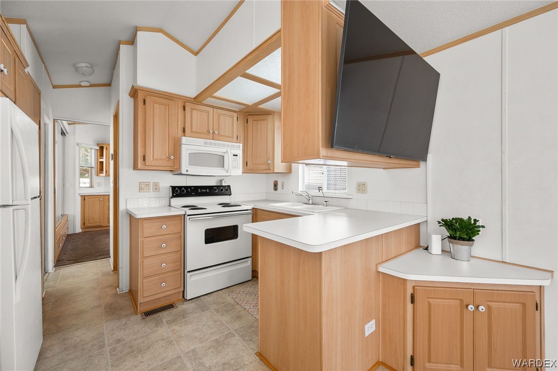 2000 Ramar Road 59