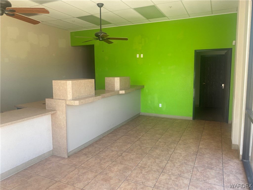 2585 Miracle Mile 101