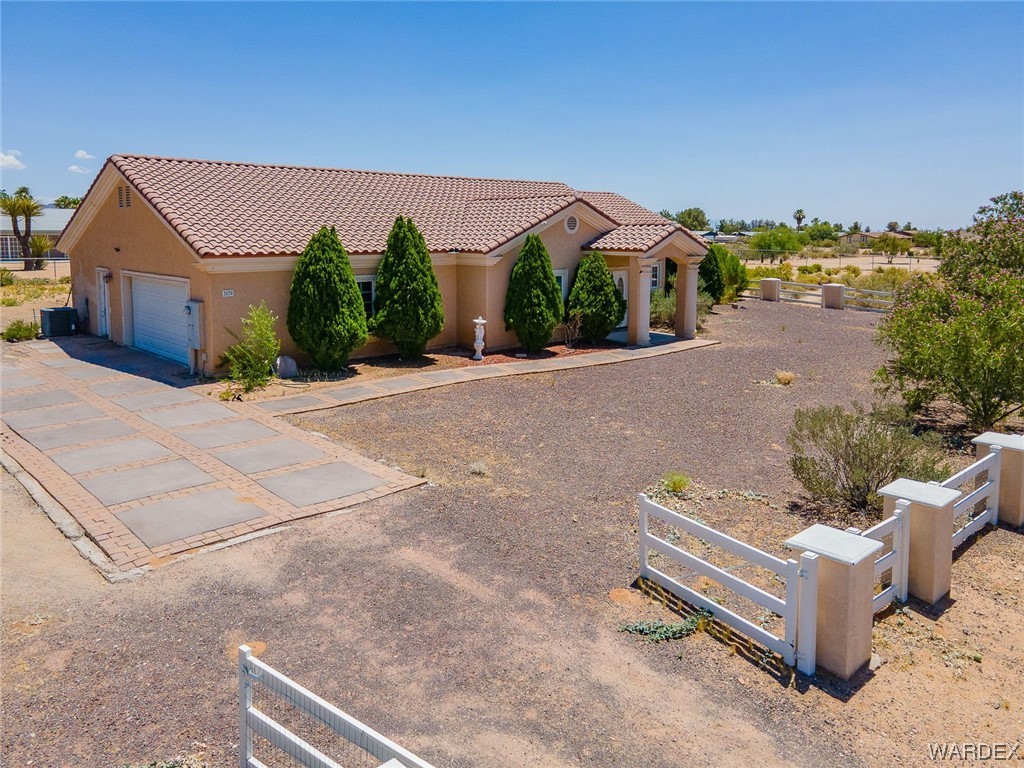 3670 N Saturn Drive
