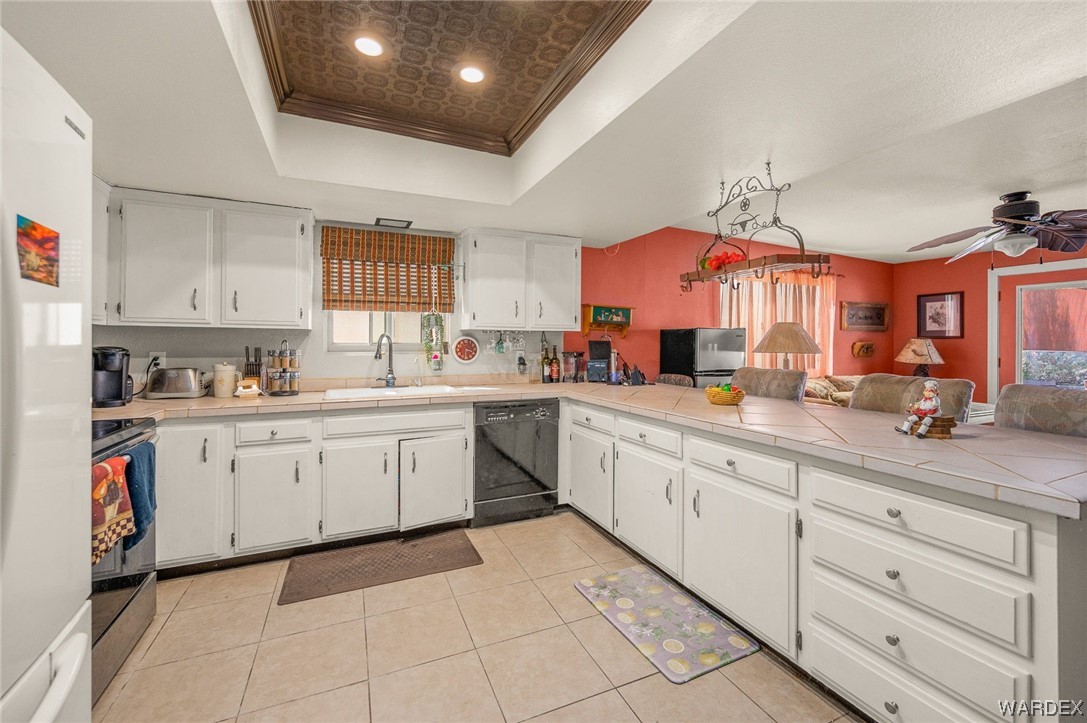 2640 Country Club Drive
