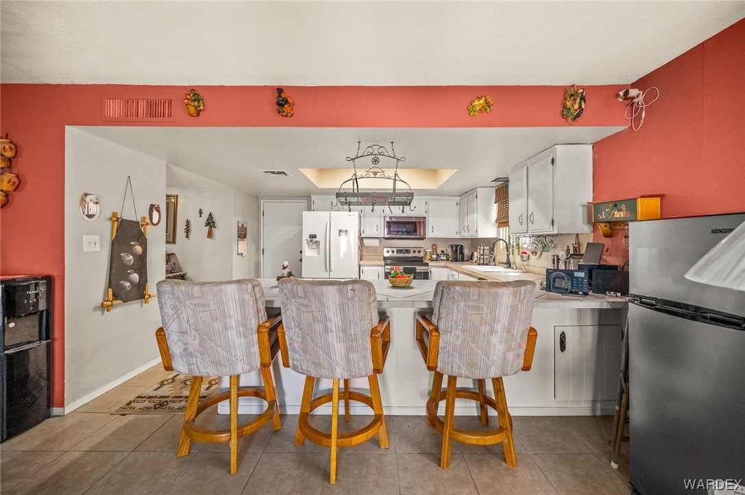 2640 Country Club Drive