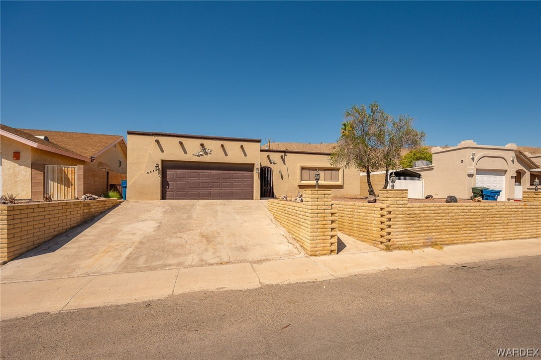 2640 Country Club Drive