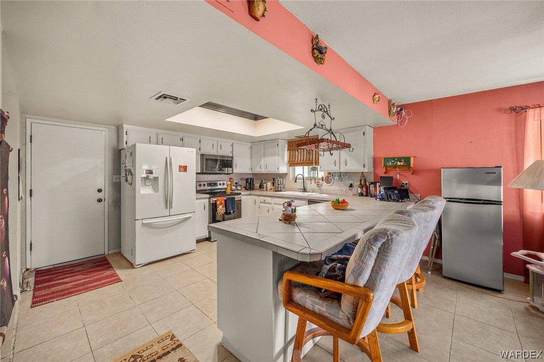 2640 Country Club Drive