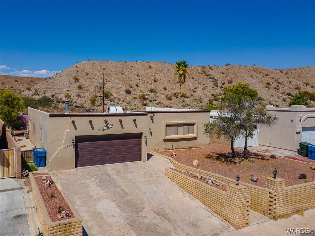 2640 Country Club Drive