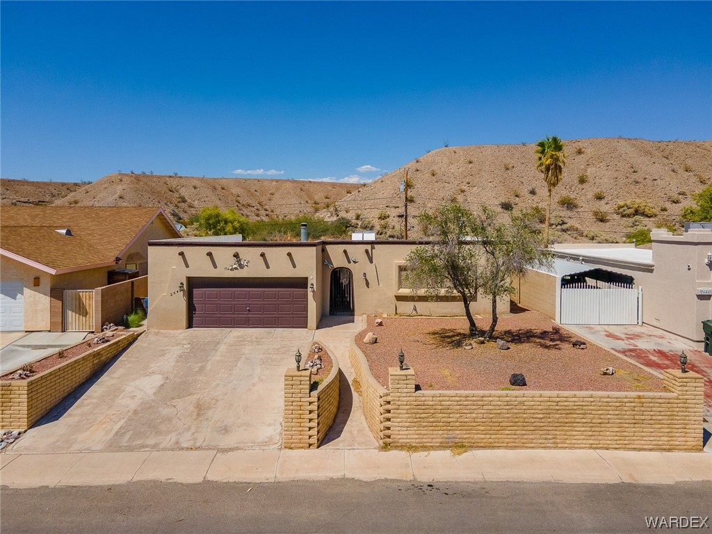 2640 Country Club Drive
