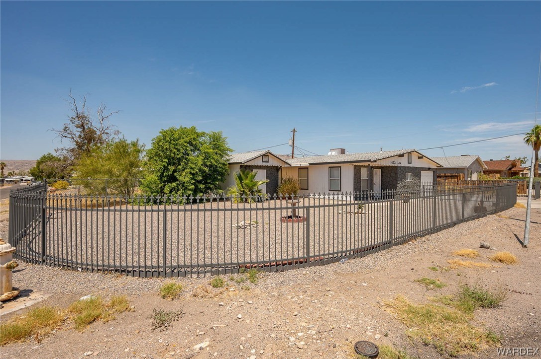 1473 Park Lane