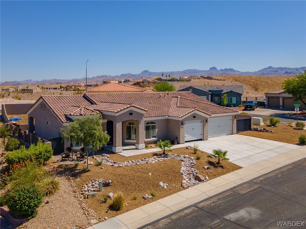 2903 Desert Vista Drive