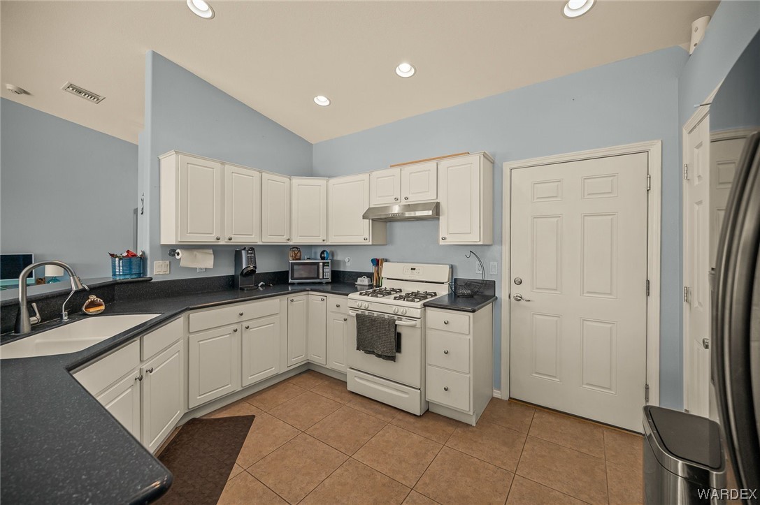 1522 Ilona Drive