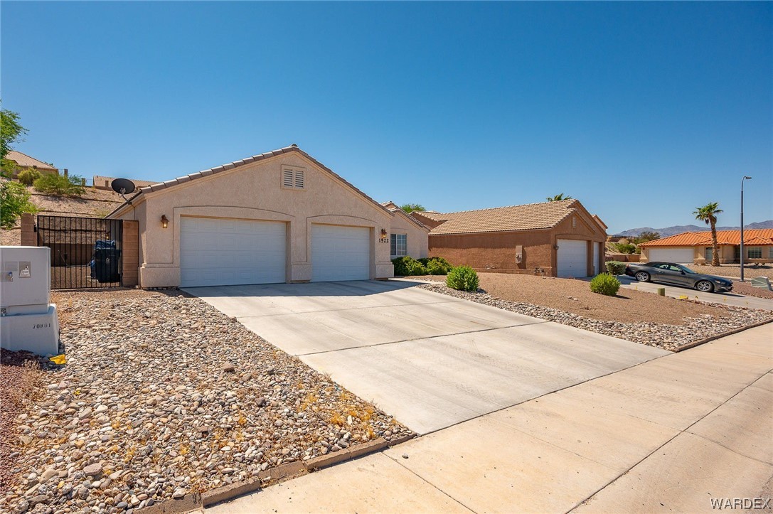1522 Ilona Drive